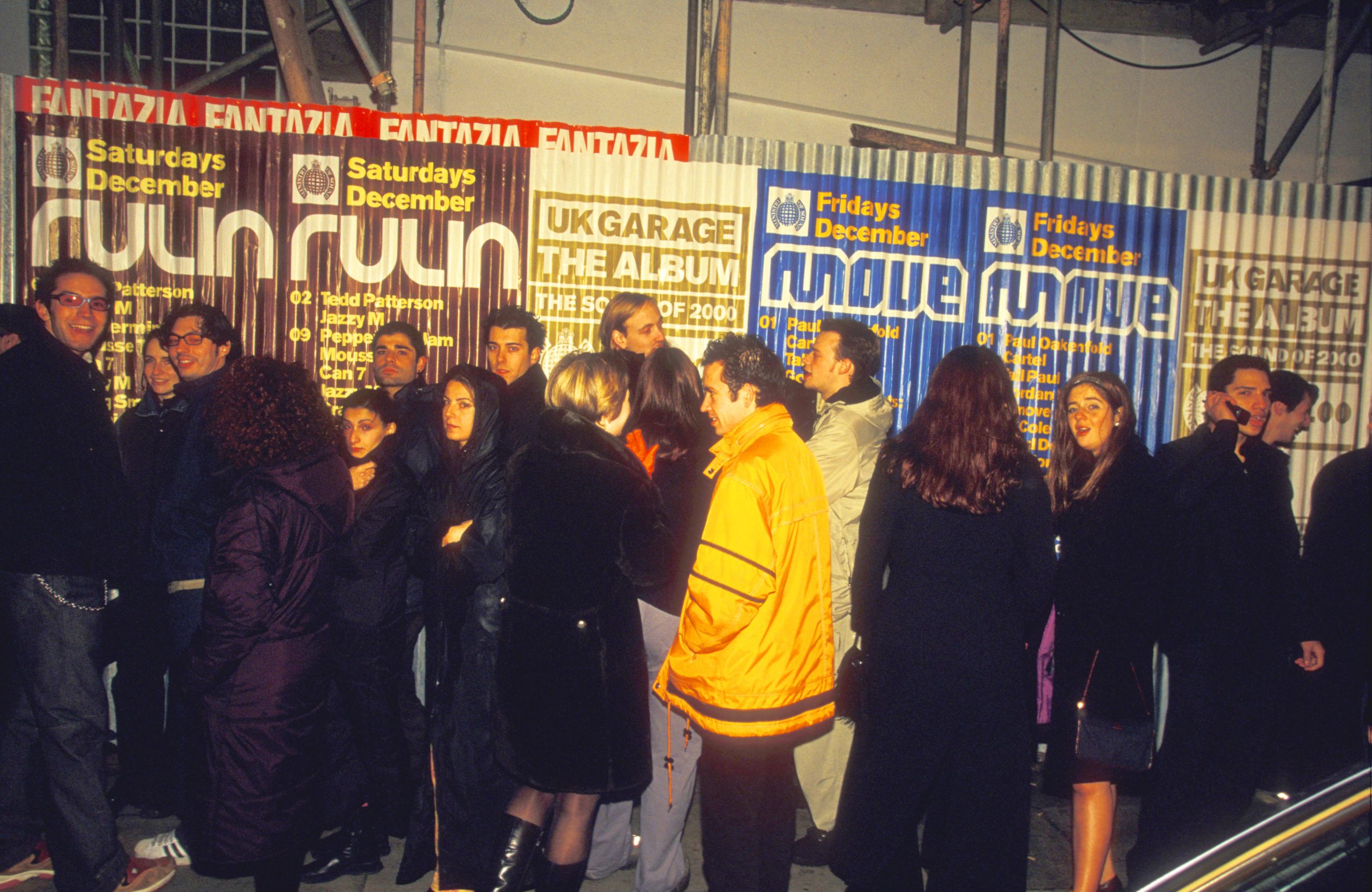 Clubbers queing for the Ministry of Sound, London, 2000's Clubbers queing for the Ministry of Sound, London, 2000's