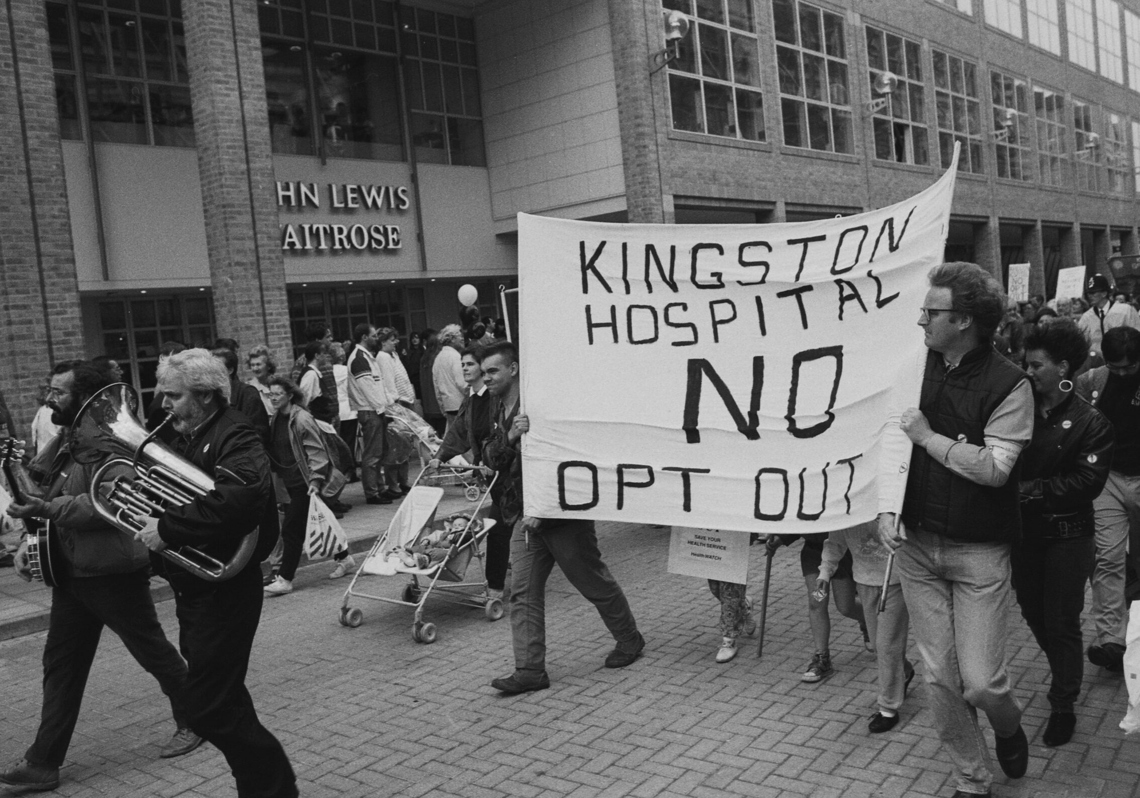 Alex Appleby_027 Privatisation protests, Kingston Hospital, London, UK, October 1990.